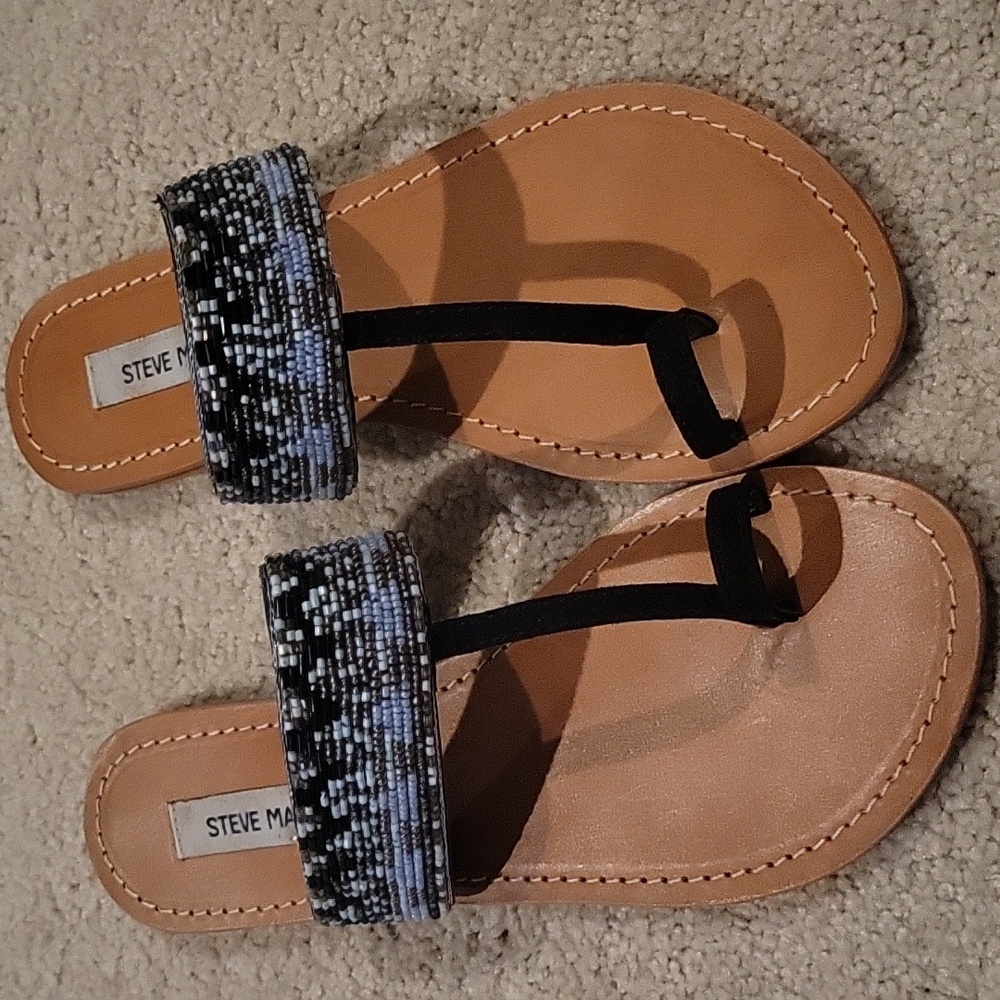 Steve Madden thong sandel bohemian style size 8